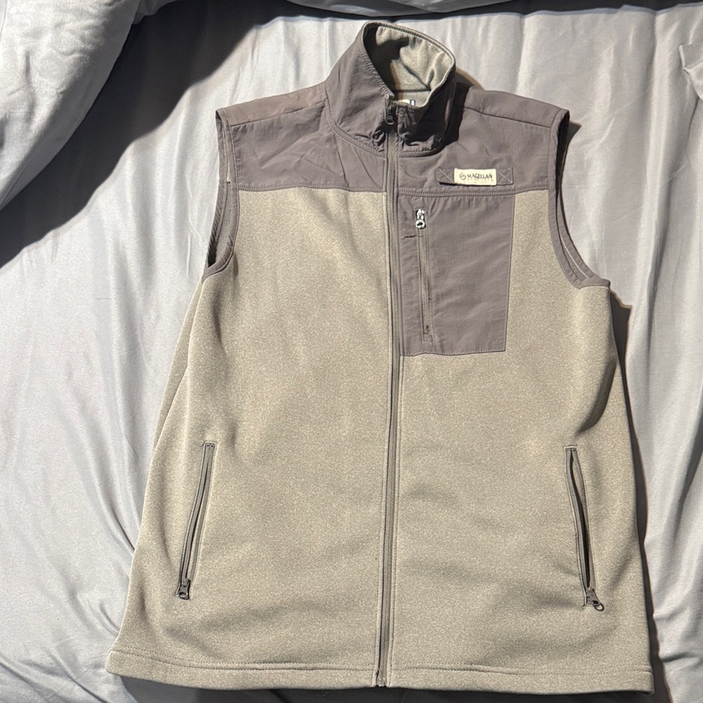 Magellan Outdoors Gray and Tan Vest